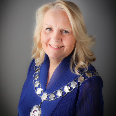 1. Lynn Armsby